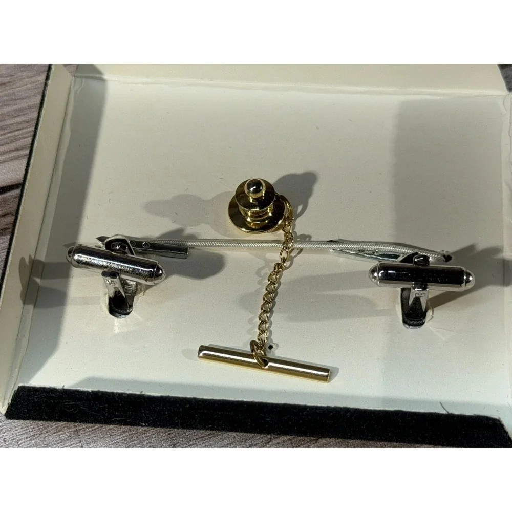 NFL Pro Football Hall of Fame Cuff Link Tie Pin Set Silver